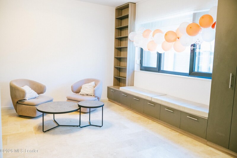 Pipera Vila premium in proximitatea Porsche Nord-Campul Pipera 362mp curte