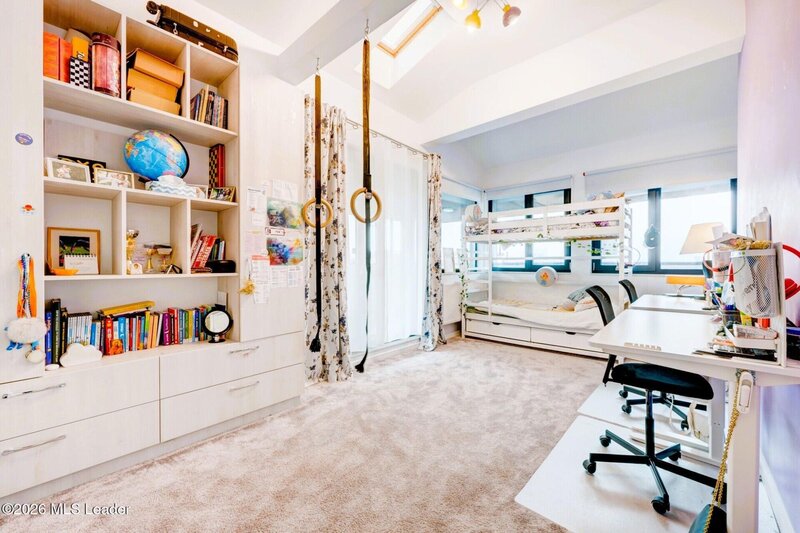 Pipera Vila premium in proximitatea Porsche Nord-Campul Pipera 362mp curte